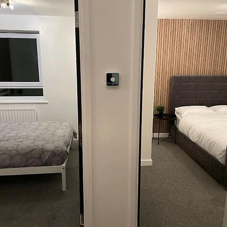 Stunning Central Apartment With Free Parking Sheffield Exterior photo