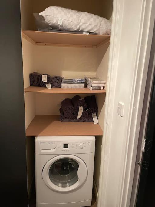 Stunning Central Apartment With Free Parking Sheffield Exterior photo